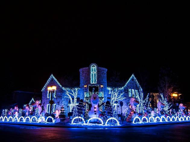 Where To See Christmas Lights In Montreal For The Winter Holidays