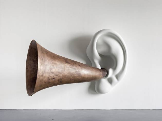 'Beethoven's Trumpet (With Ear) Opus # 133' (2007), de John Baldessari 'Beethoven's Trumpet (With Ear) Opus # 133' (2007), de John Baldessari