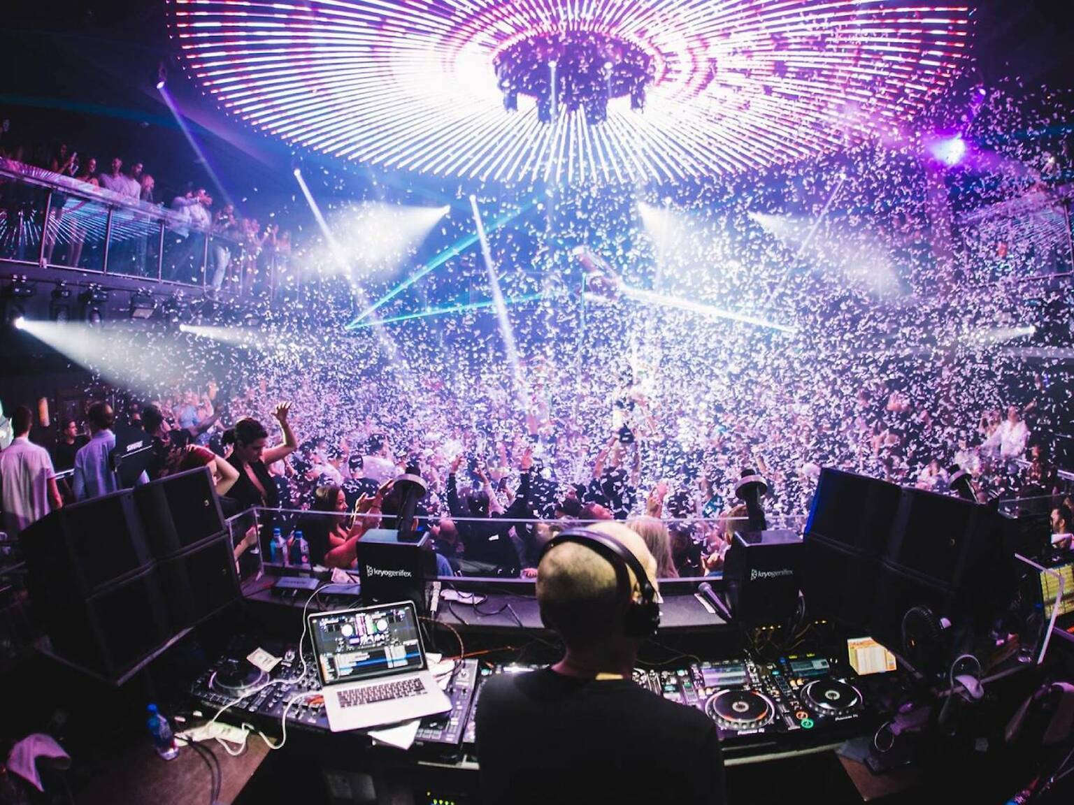 19 Best Clubs In Miami For Partying From Day To Night