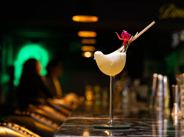 Yellow Bird Bar, un club social en la Roma Yellow Bird Bar, un club social en la Roma