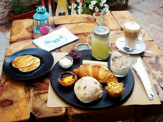 Brunch Me Brunch Me