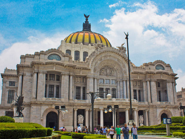 Conoce el interior del Palacio de Bellas Artes con este recorrido ...