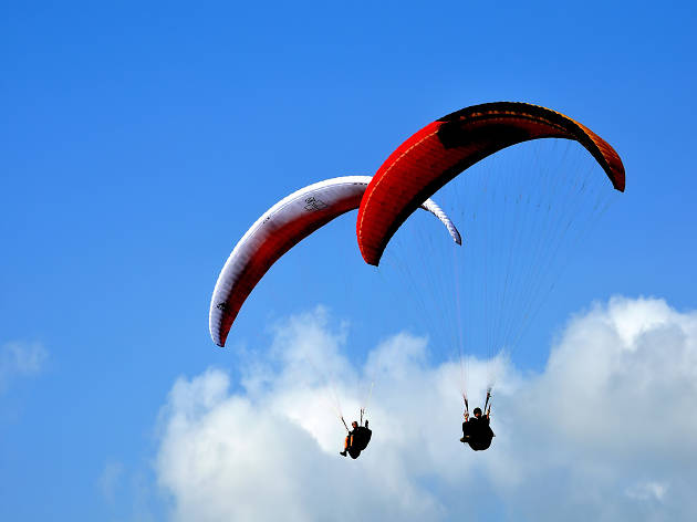 Entrega de anillo en parapente Propuestas de matrimonio desde las alturas