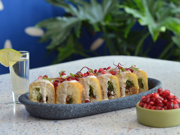 sushi de chile en nogada sushi de chile en nogada