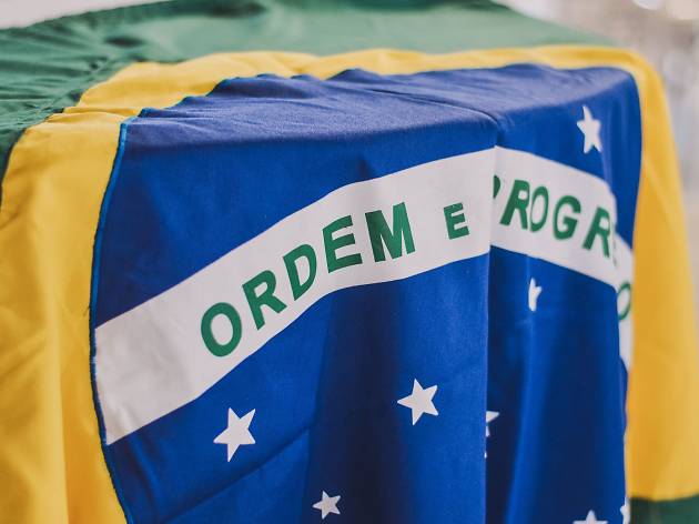 A independência do Brasil comemora-se com comida típica, música e dança A independência do Brasil celebra-se a 7 de Setembro