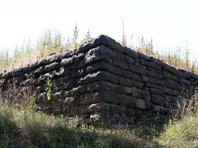 Fort Negley Visitors Center and Park