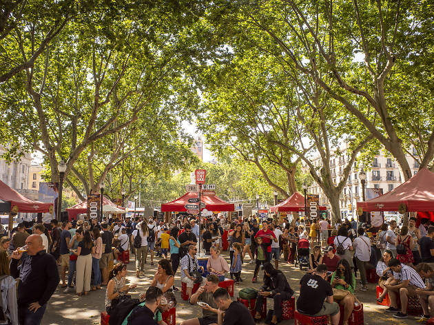 Mengeu-vos el Born Street Food! Mengeu-vos el Born Street Food!