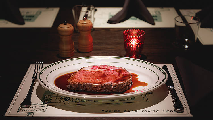 A plate of prime rib with jus.