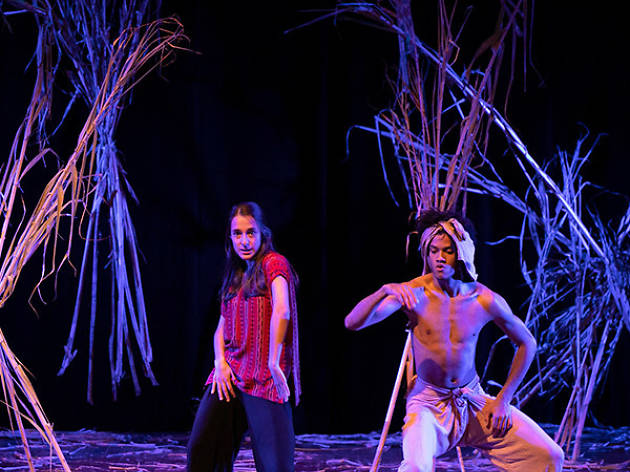 Às Crianças teatro