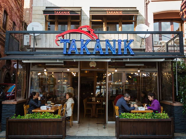 Takanik Takanik