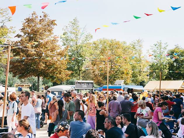 Van Van Market Van Van Market