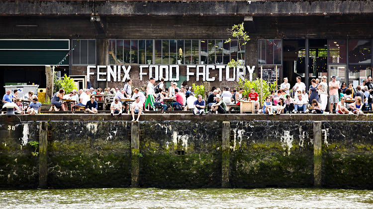 Mensen at the Fenix Food Factory, Katendrecht