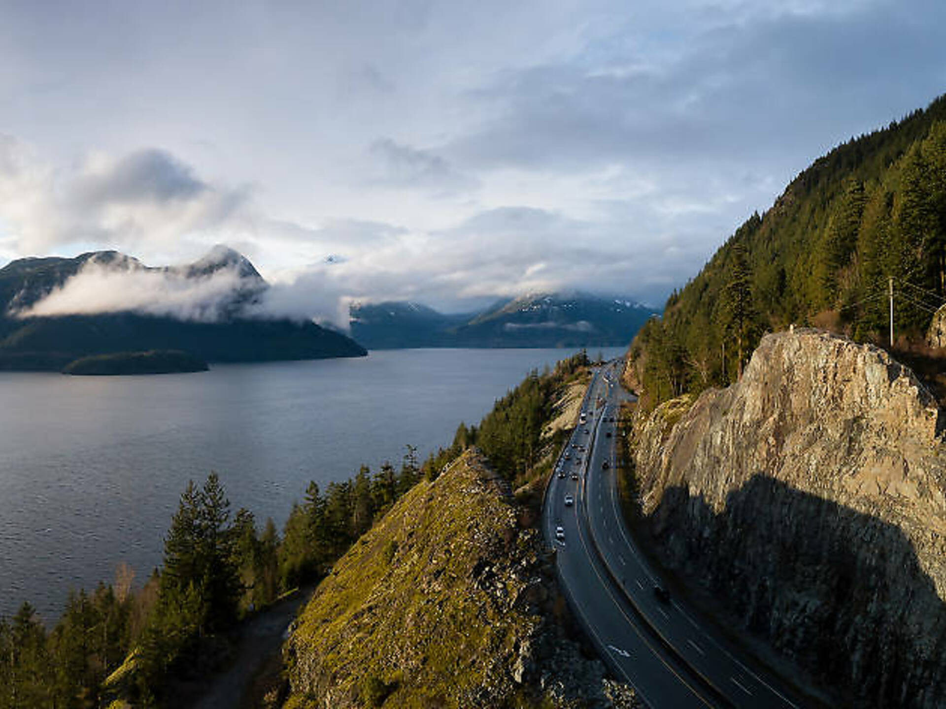 10 Unmissable Sights On A Western Canada Road Trip 2353