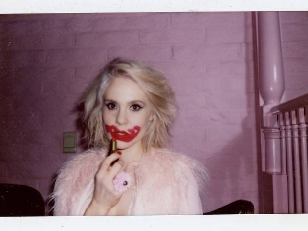 Kate Nash: Underestimate the girl. Dir. Amy Goldstein Kate Nash: Underestimate the girl. Dir. Amy Goldstein