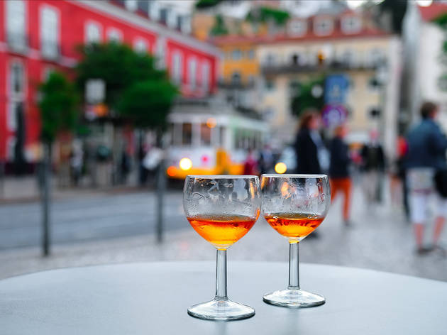 6 Lisbon and Porto: drinks