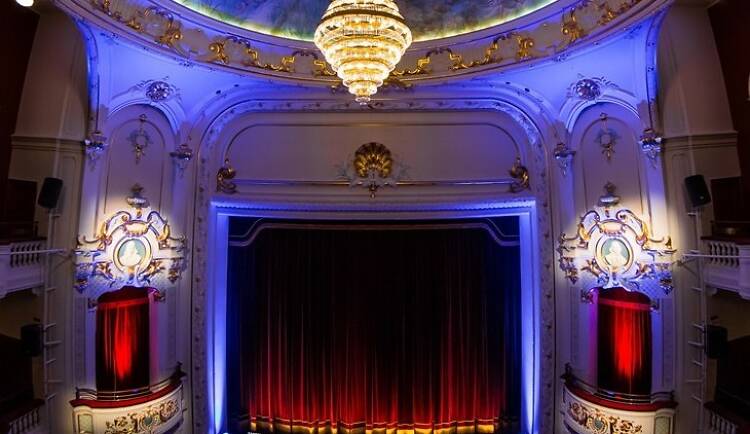 Isaac Theatre Royal 