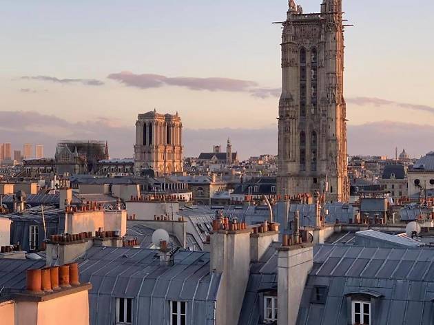 L'Appart, un drôle de resto planqué dans un vrai appartement haussmannien ! L'Appart, un drôle de resto planqué dans un vrai appartement haussmannien !