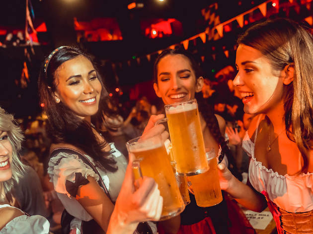 Oktoberfest en Biergarten Oktoberfest en Biergarten en Mercado Roma