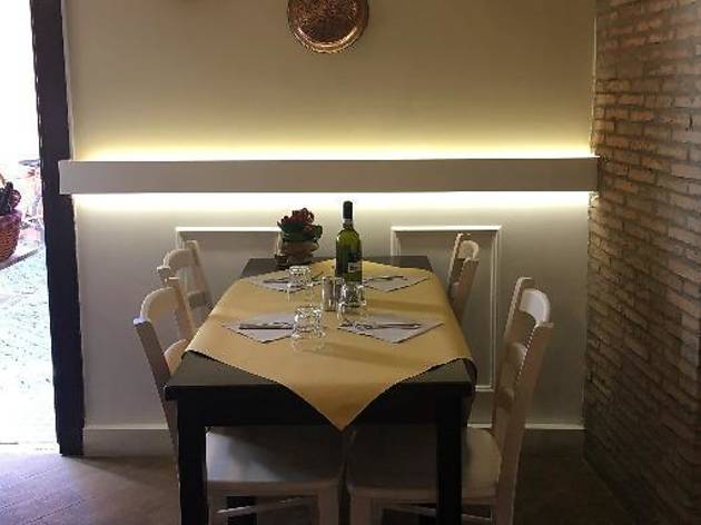 Pasta e Vino Osteria Come na Vorta Pasta e Vino Osteria Come na Vorta