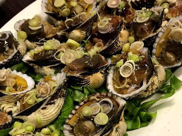 舢舨泰菜館 Sam Pan Thai Fusion Cuisine 舢舨泰菜館 Sam Pan Thai Fusion Cuisine