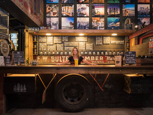 4 Pines Truck Bar A beer bar on the back of an old pickup truck