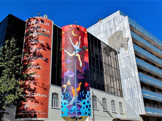 Mural de Kruella d'Enfer arte urbana na amadora