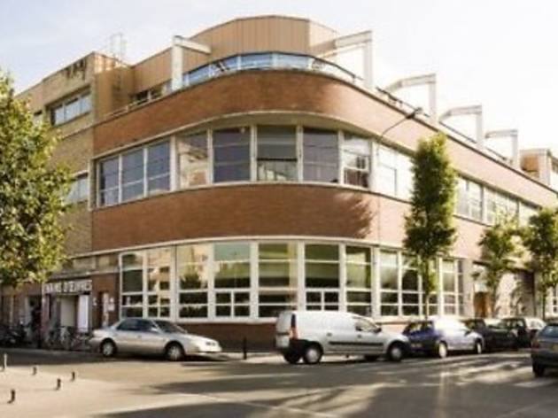 Mauvaise nouvelle : le lieu culturel Mains d'Œuvres expulsé ! Mauvaise nouvelle : le lieu culturel Mains d'Œuvres expulsé !
