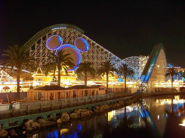 11 Best Amusement Parks in California for Thrill-Seekers