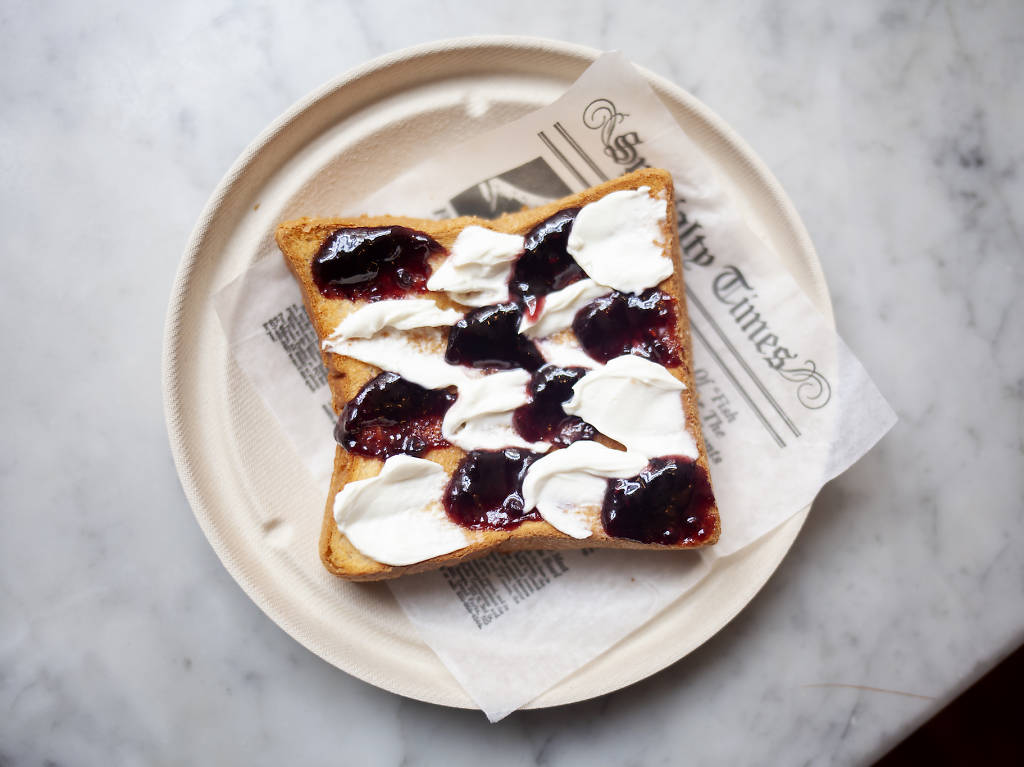 NYC’s best breakfast spots for coffee, pancakes, eggs and bagels