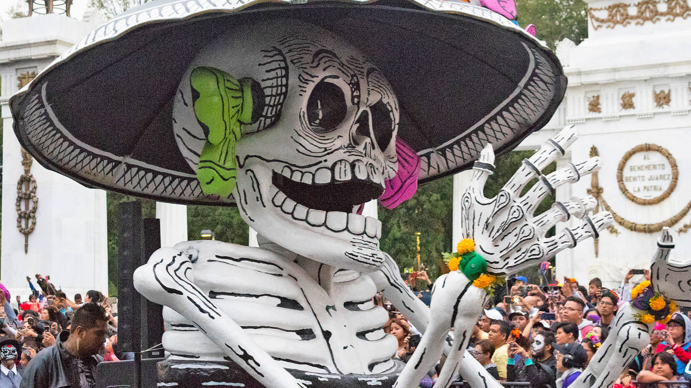 modelo dia de los muertos 2021