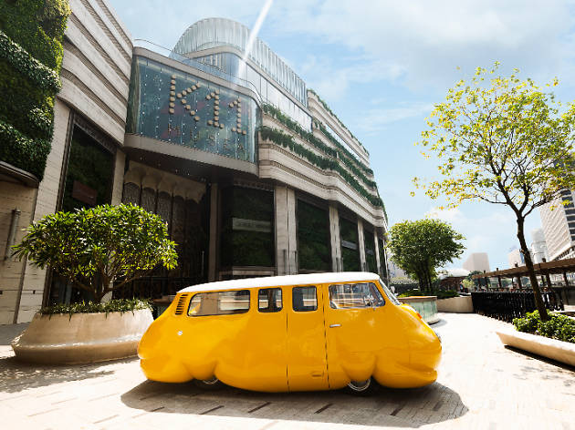 K11 Musea hot dog bus K11 Musea hot dog bus