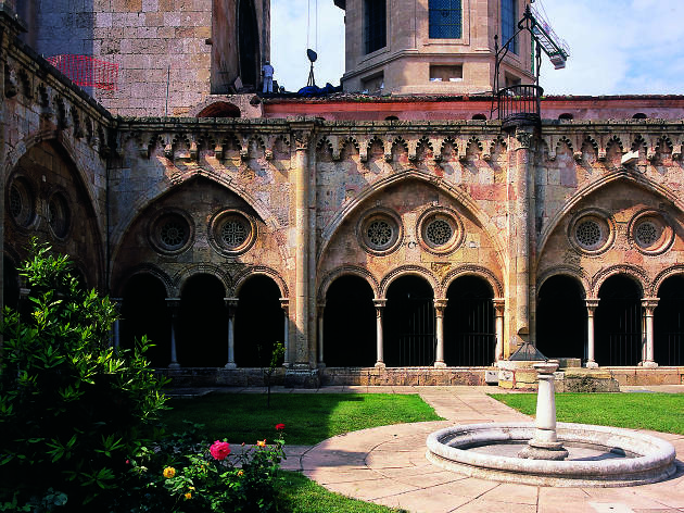 MONESTIR DE SANT CUGAT-CLAUSTRE MONESTIR DE SANT CUGAT-CLAUSTRE