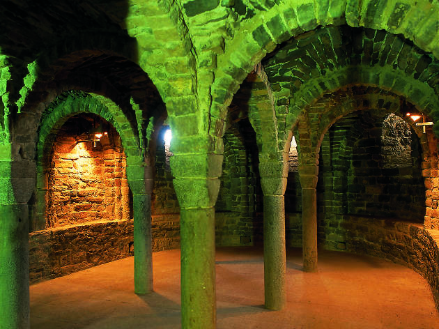 SANT VICENÇ CARDONA-CRIPTA-ESGLESIA-COL-LEGIATA SANT VICENÇ CARDONA-CRIPTA-ESGLESIA-COL-LEGIATA