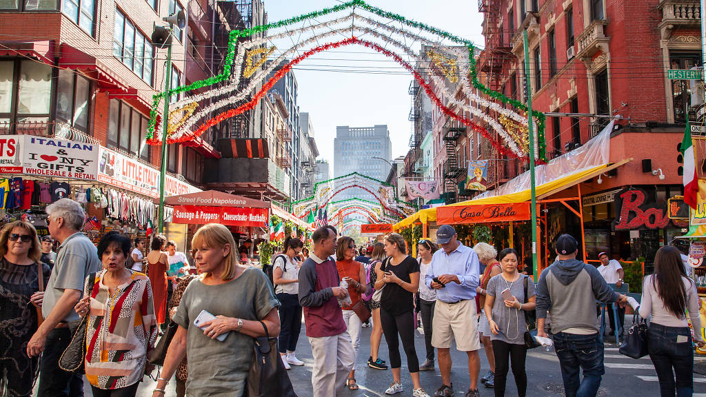 Feast of San Gennaro 2023 Guide With Schedule & Little Italy Tips
