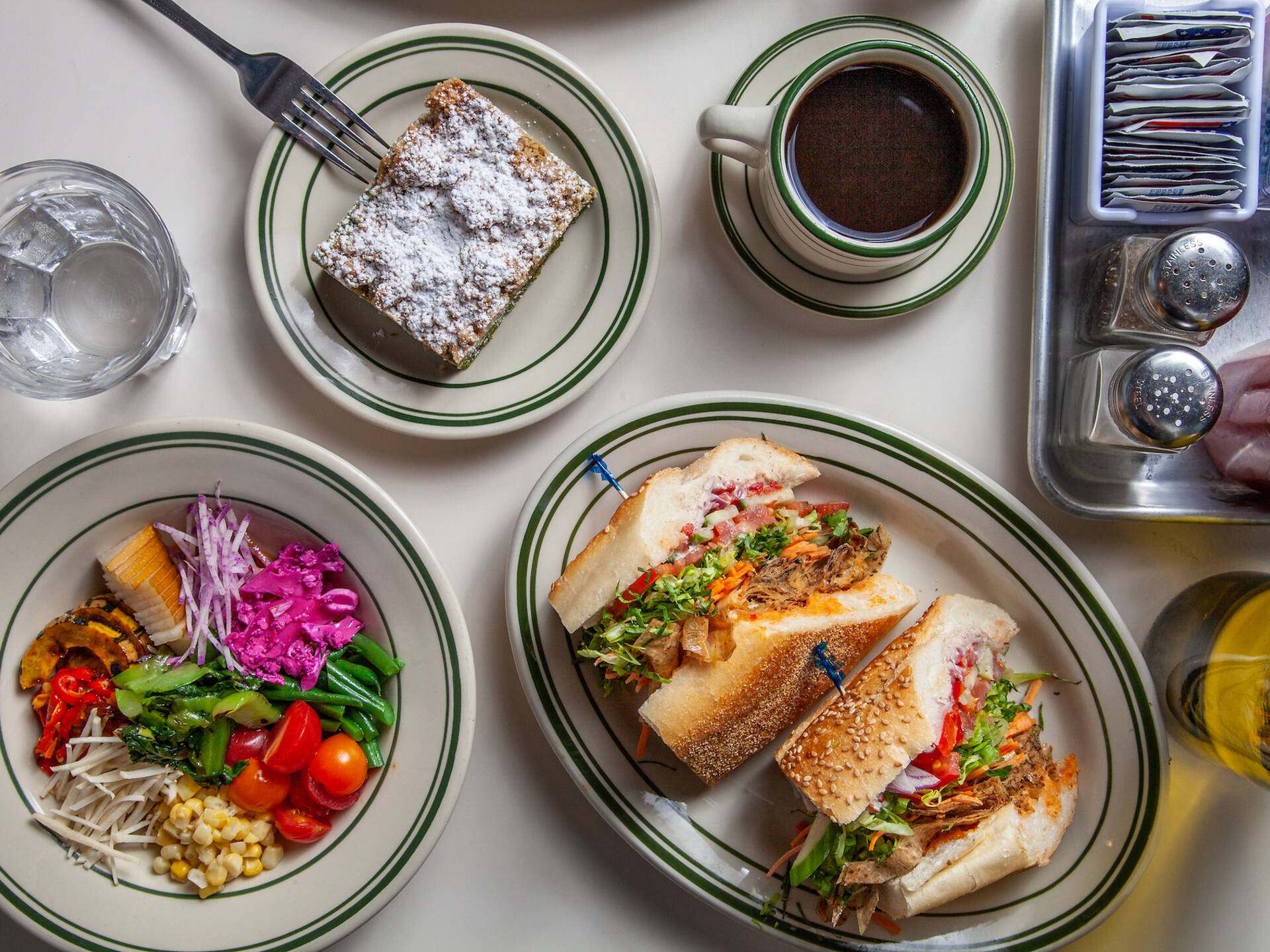 NYC’s best breakfast spots for coffee, pancakes, eggs and bagels