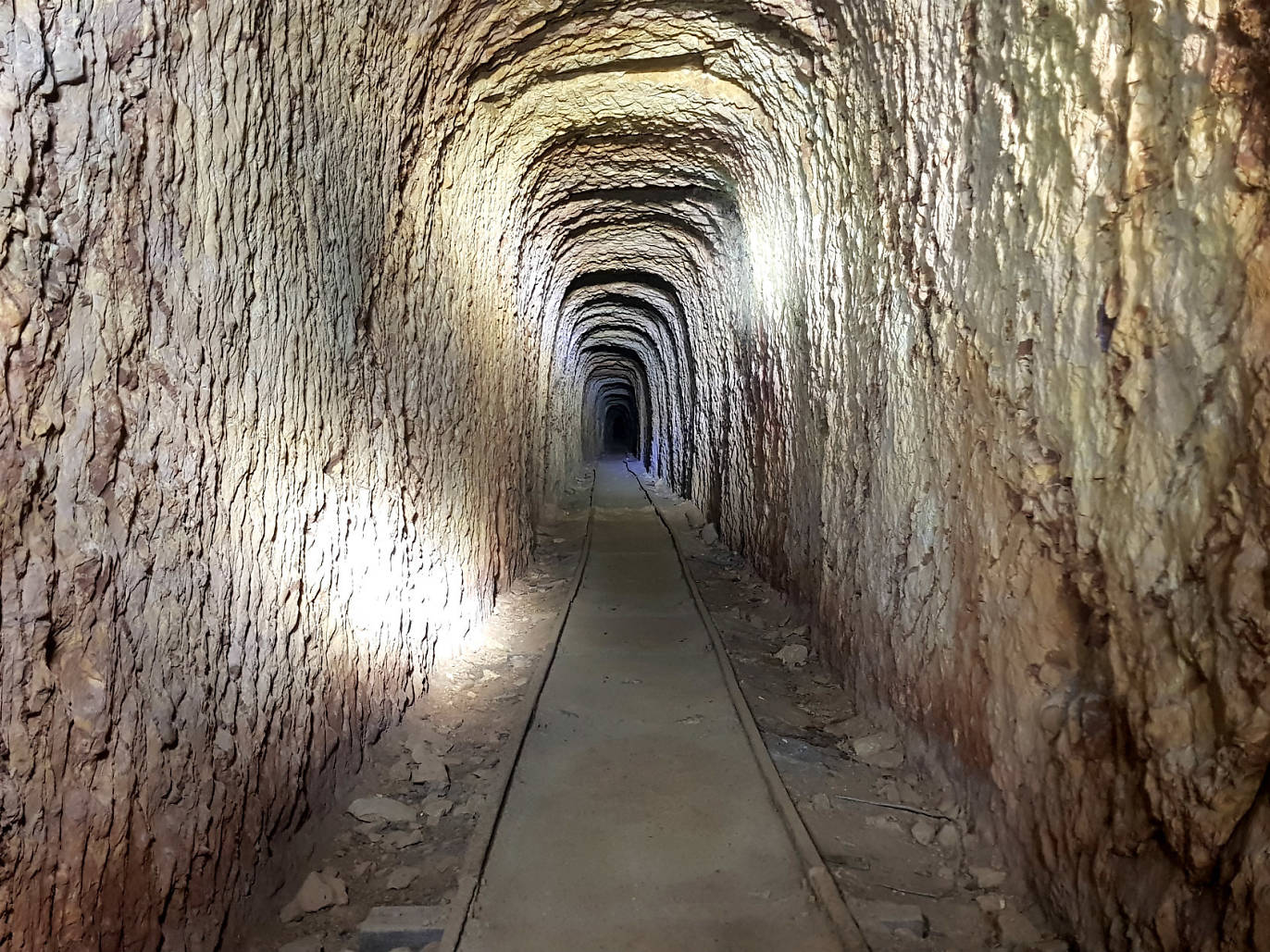 melbourne cave tour