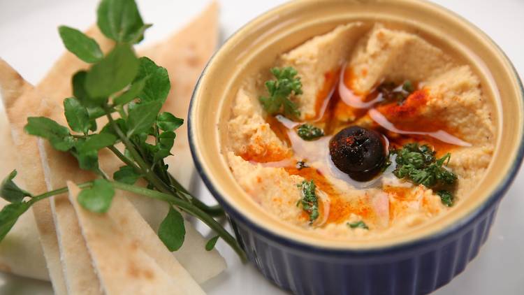 Três sítios para comer hummus no Porto