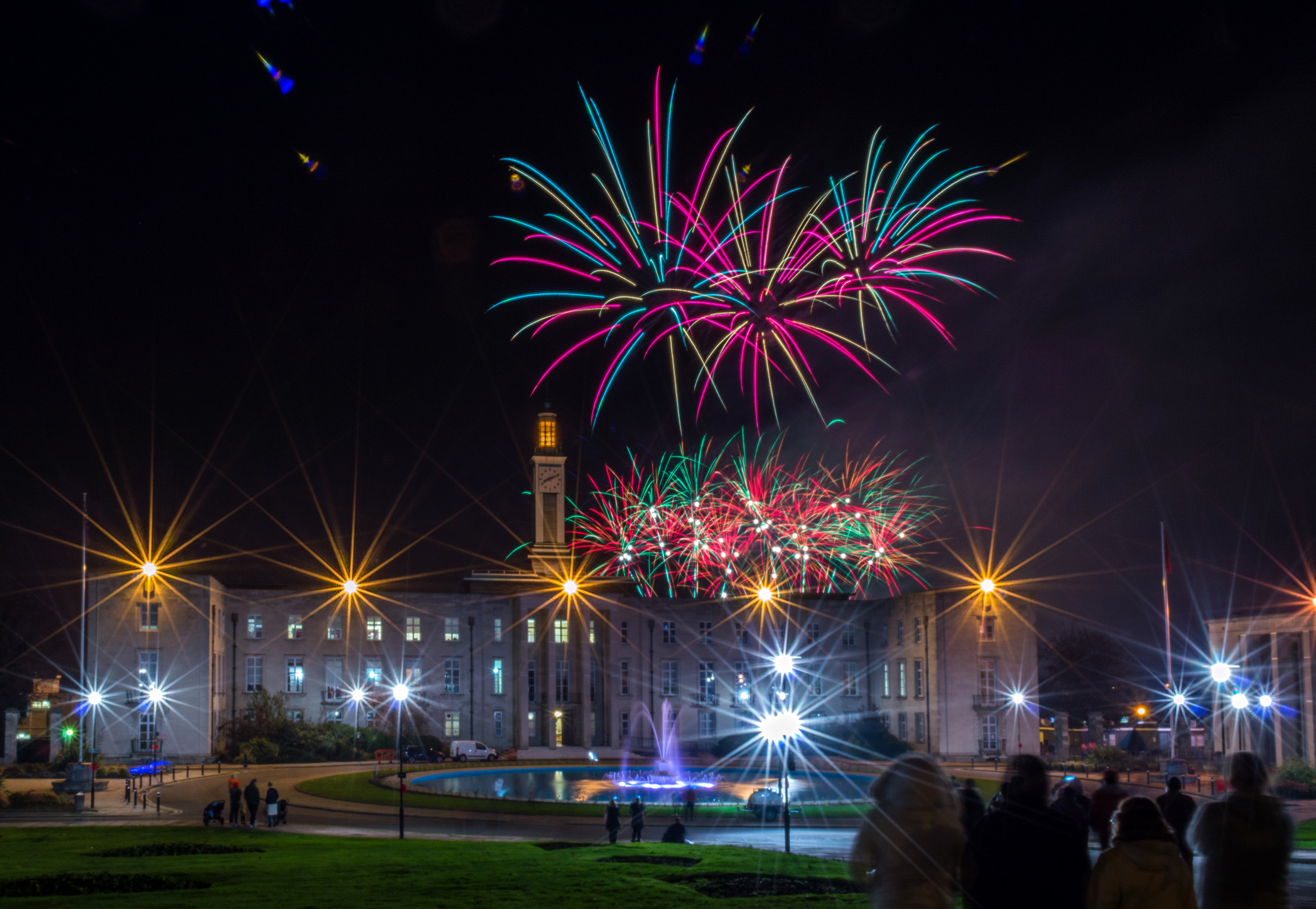 Where To Watch The Fireworks In London On Bonfire Night Tonight