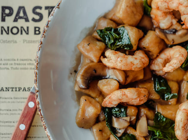 Gnocchi di Zucca con Gamberi e Rosmarino