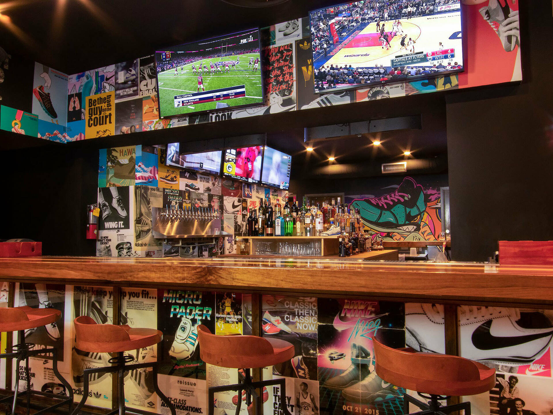 17 Best Wynwood Bars, From Wine Gardens to Rooftop Bars and More