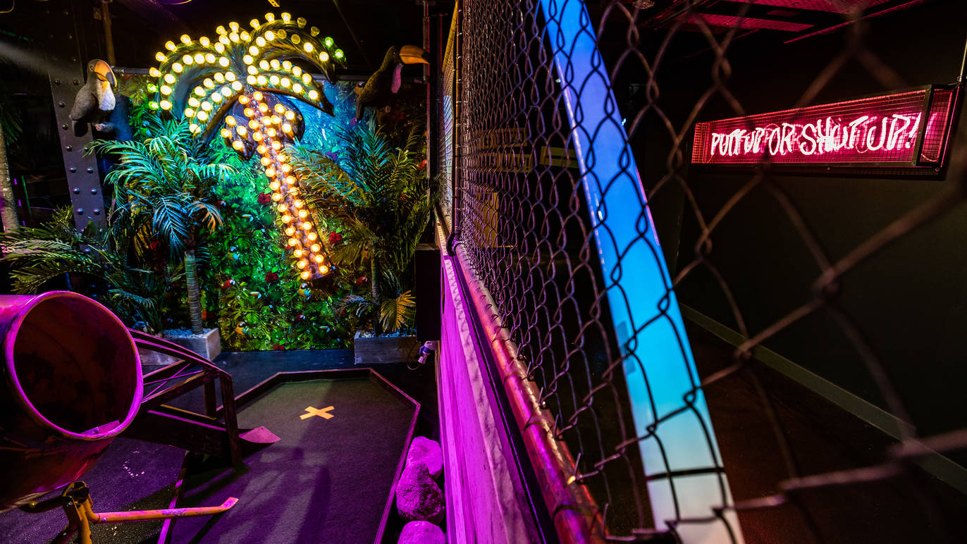 Junkyard Golf Club Things to do in Brick Lane, London