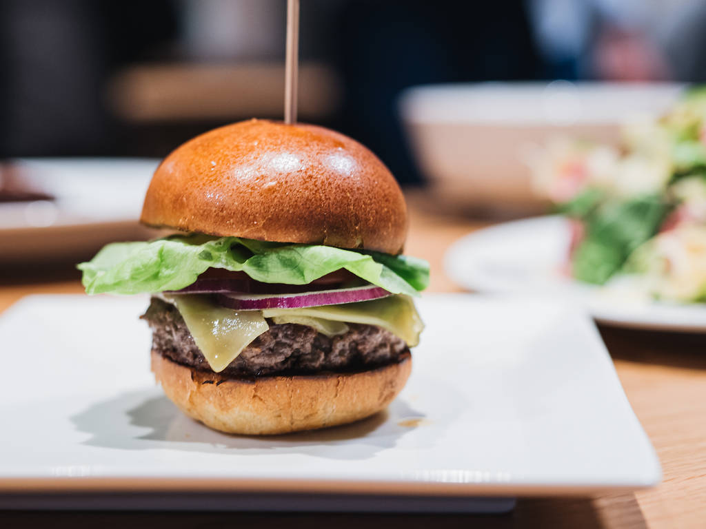 27 Best Burger Joints in Montreal to Devour Right Now