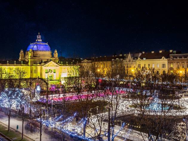 Advent at Tomislav Square Advent at Tomislav Square