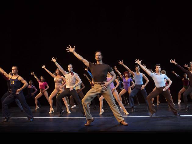 A chorus line A chorus line