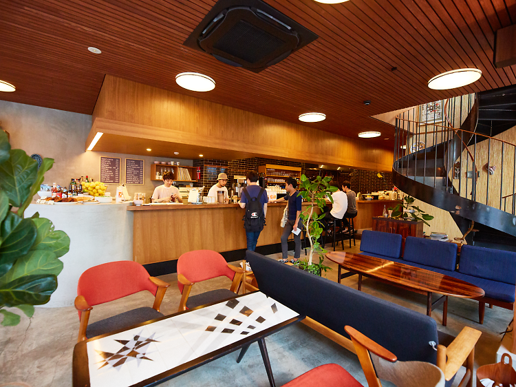 Cafes to chill out in Sendagi: CIBI and Yanesen AZ Cafe - Exploring Old  Tokyo