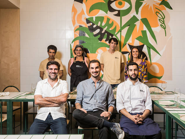 É Um Restaurante É Um Restaurante