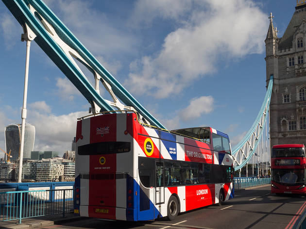 Original London Sightseeing Tour Things To Do In Trafalgar Square London