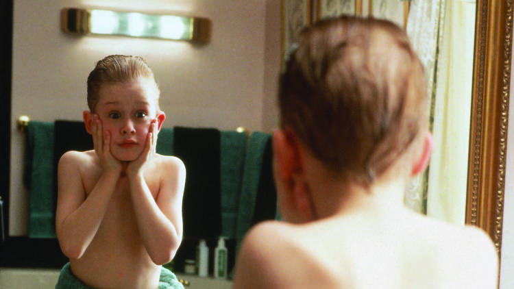 Home Alone Malcaulay Culkin in Home Alone
