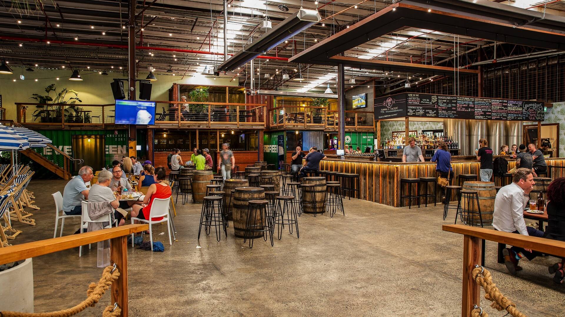 Moon Dog World review