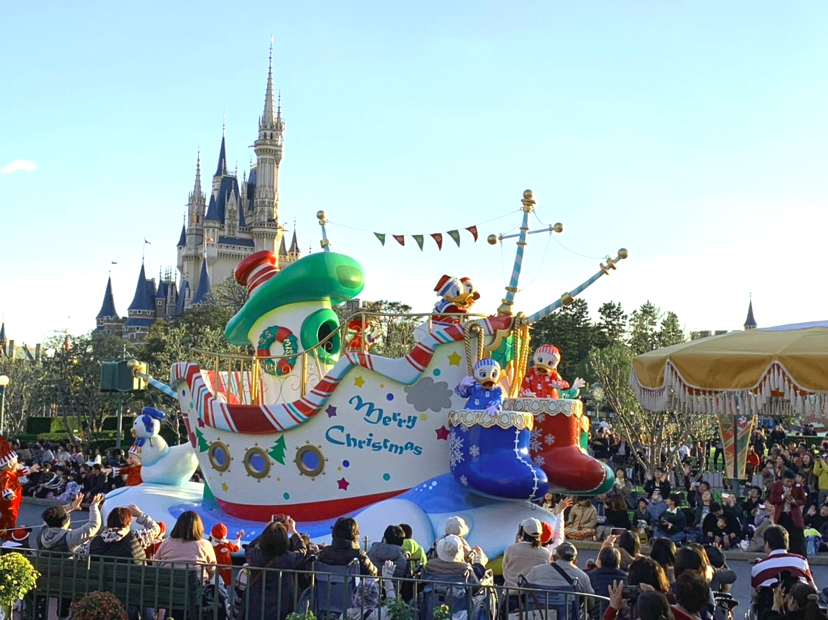 東京ディズニーランドと東京ディズニーシーが運営時間繰り上げへ